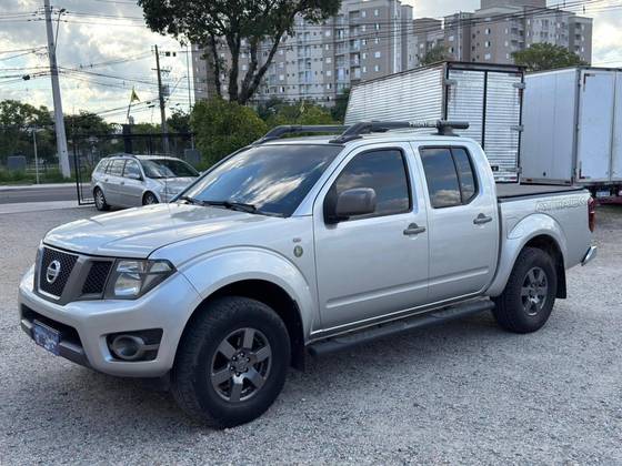 NISSAN FRONTIER 2.5 SV ATTACK 10 ANOS 4X4 CD TURBO ELETRONIC DIESEL 4P MANUAL